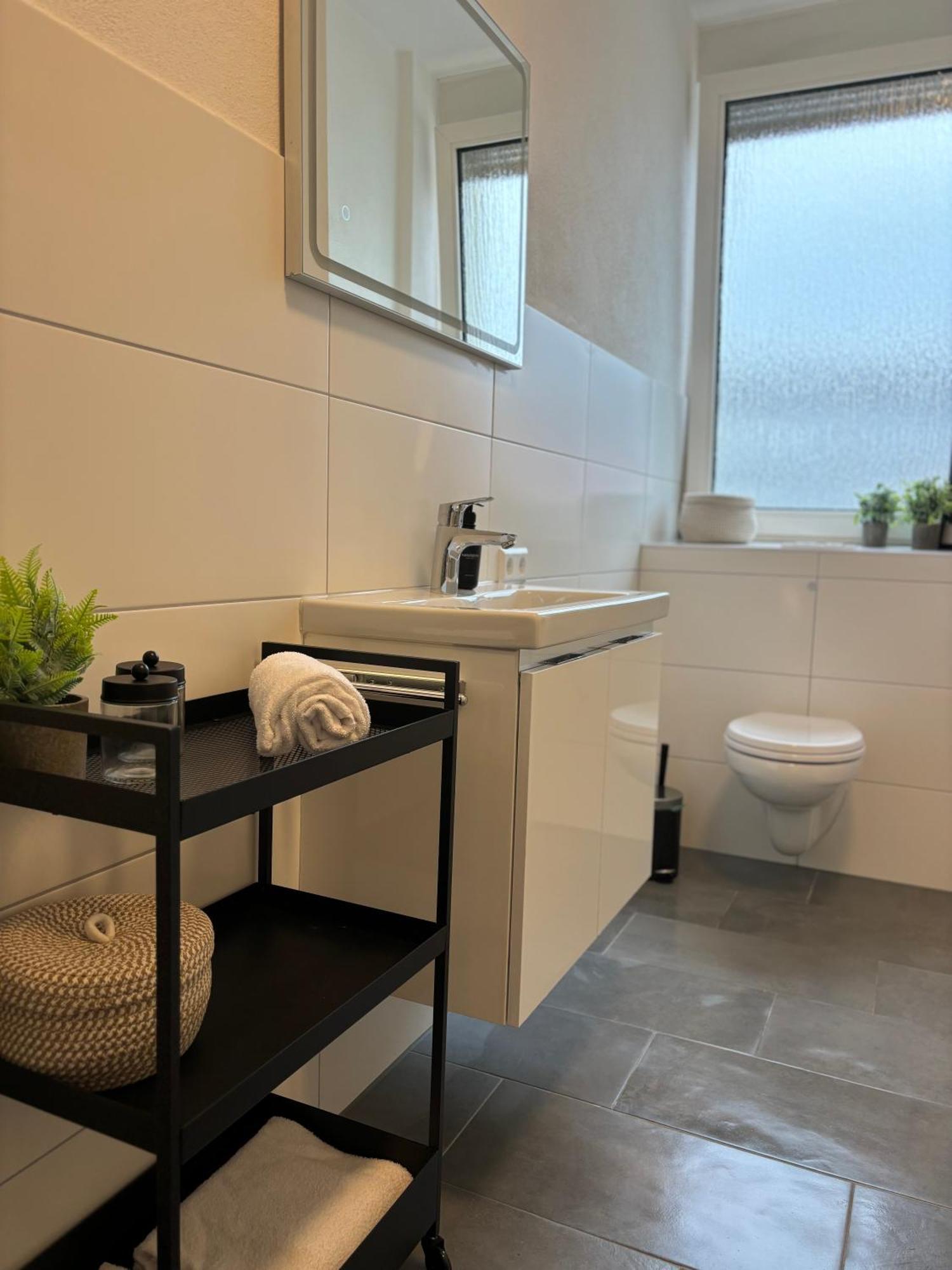 Helles City Apartment Fuer Familien & Gruppen Neu-Ulm Luaran gambar
