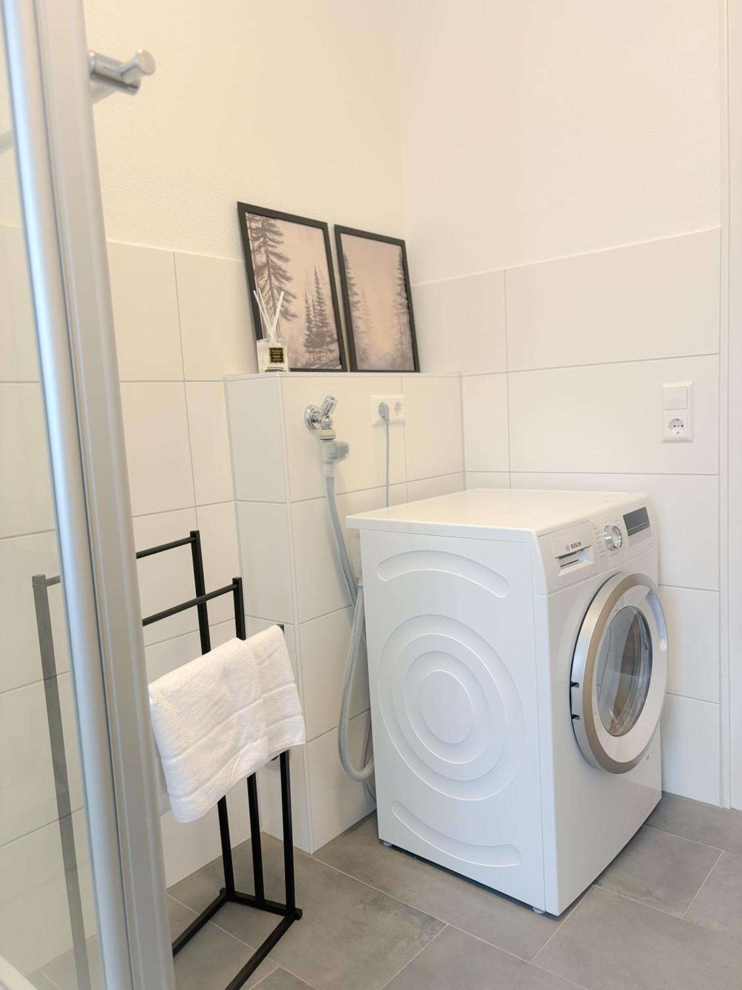 Helles City Apartment Fuer Familien & Gruppen Neu-Ulm Luaran gambar
